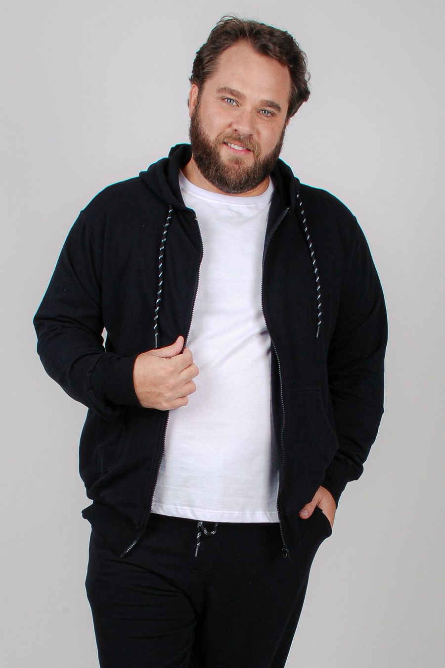 Blusão aberto em moletom com elastano preto