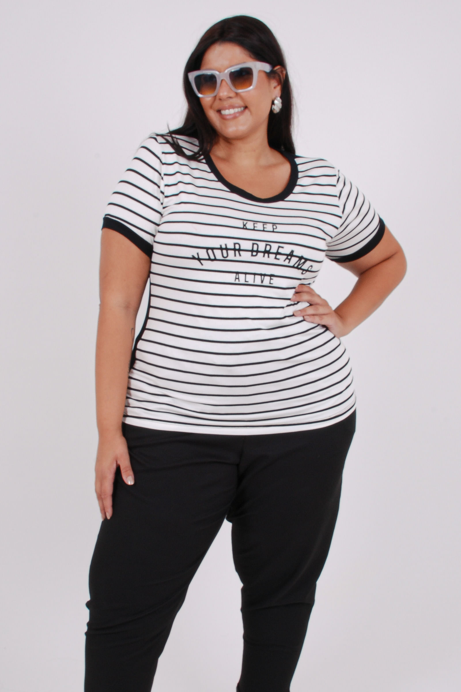 Blusa-em-malha-listrada-com-estampa-na-frente_0009_3