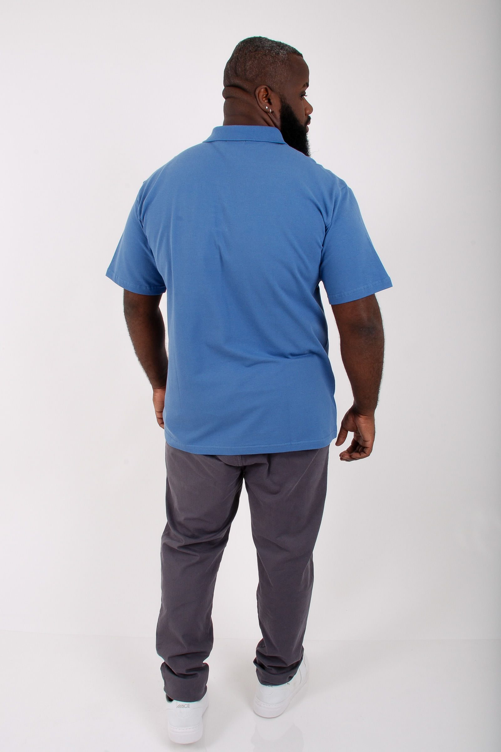 Polo-em-piquet-plus-size_0003_4