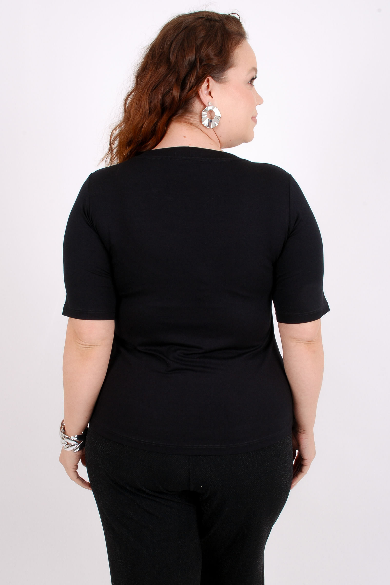 Blusa-tachas-bordadas-a-mao-decote_0026_4