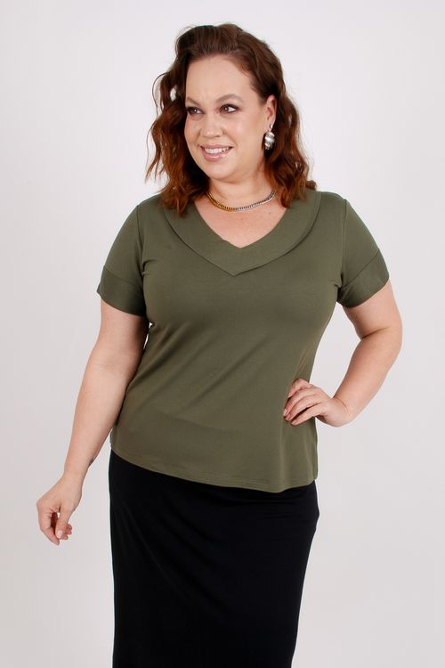 blusa decote v manga curta moletinho verde militar