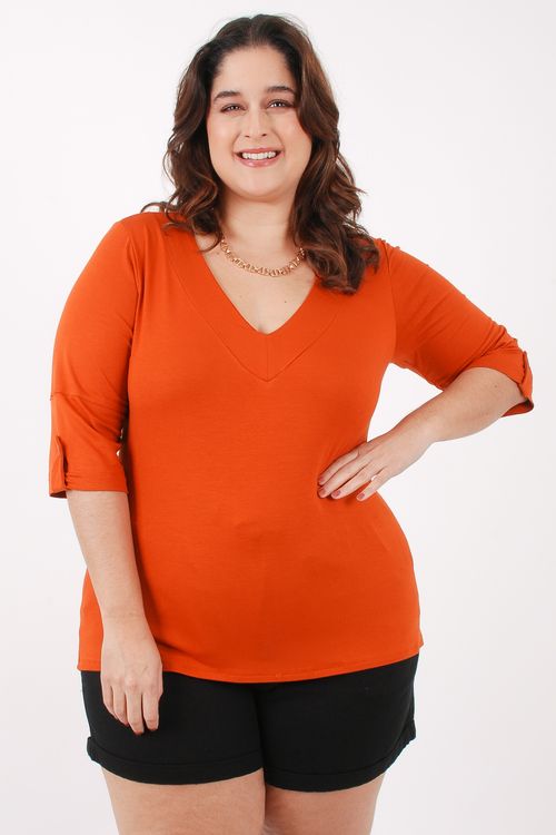 Blusa malha viscose com manga e botão nos punhos caramelo