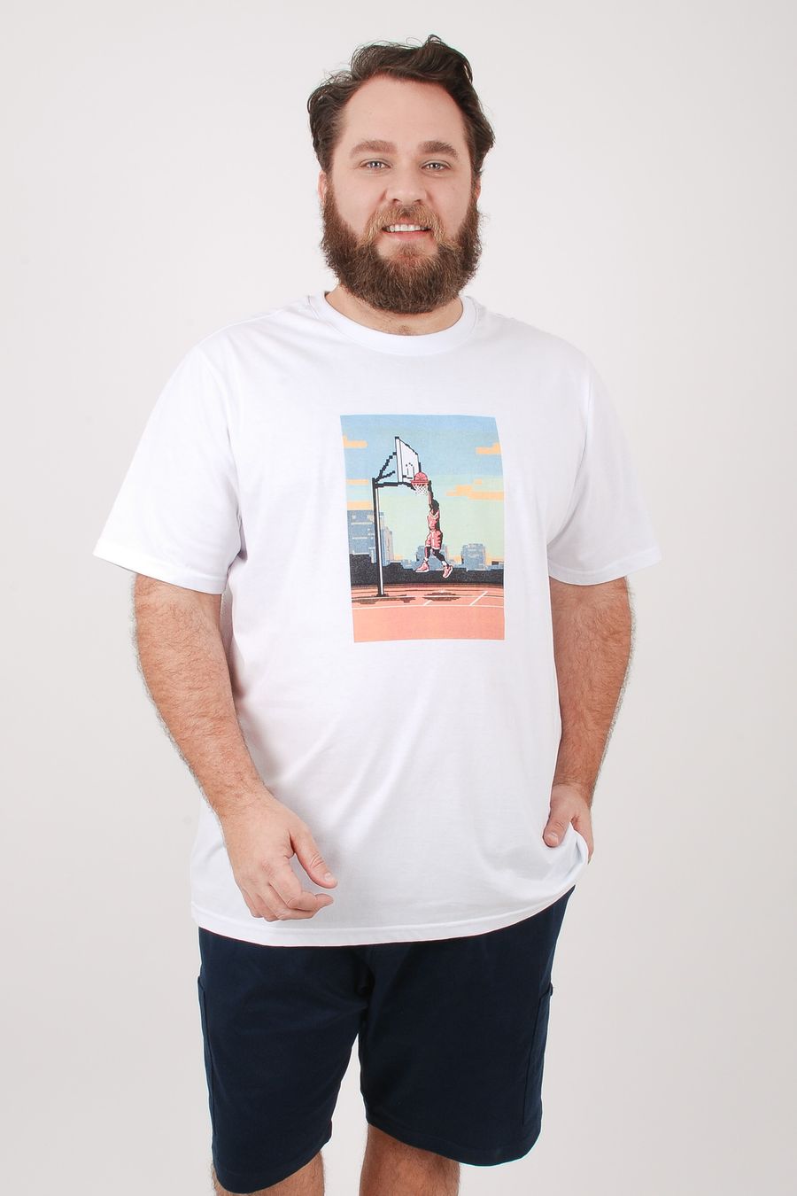 Camiseta meia malha com estampa basquete branco