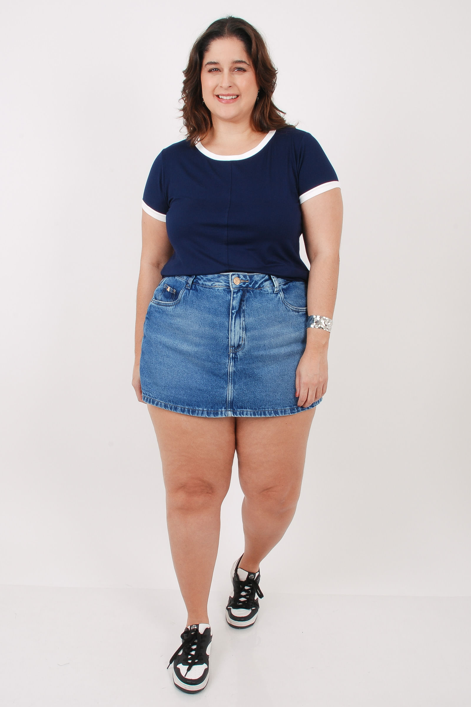 Blusa-malha-com-contraste-nos-punhos-e-gola_0004_2