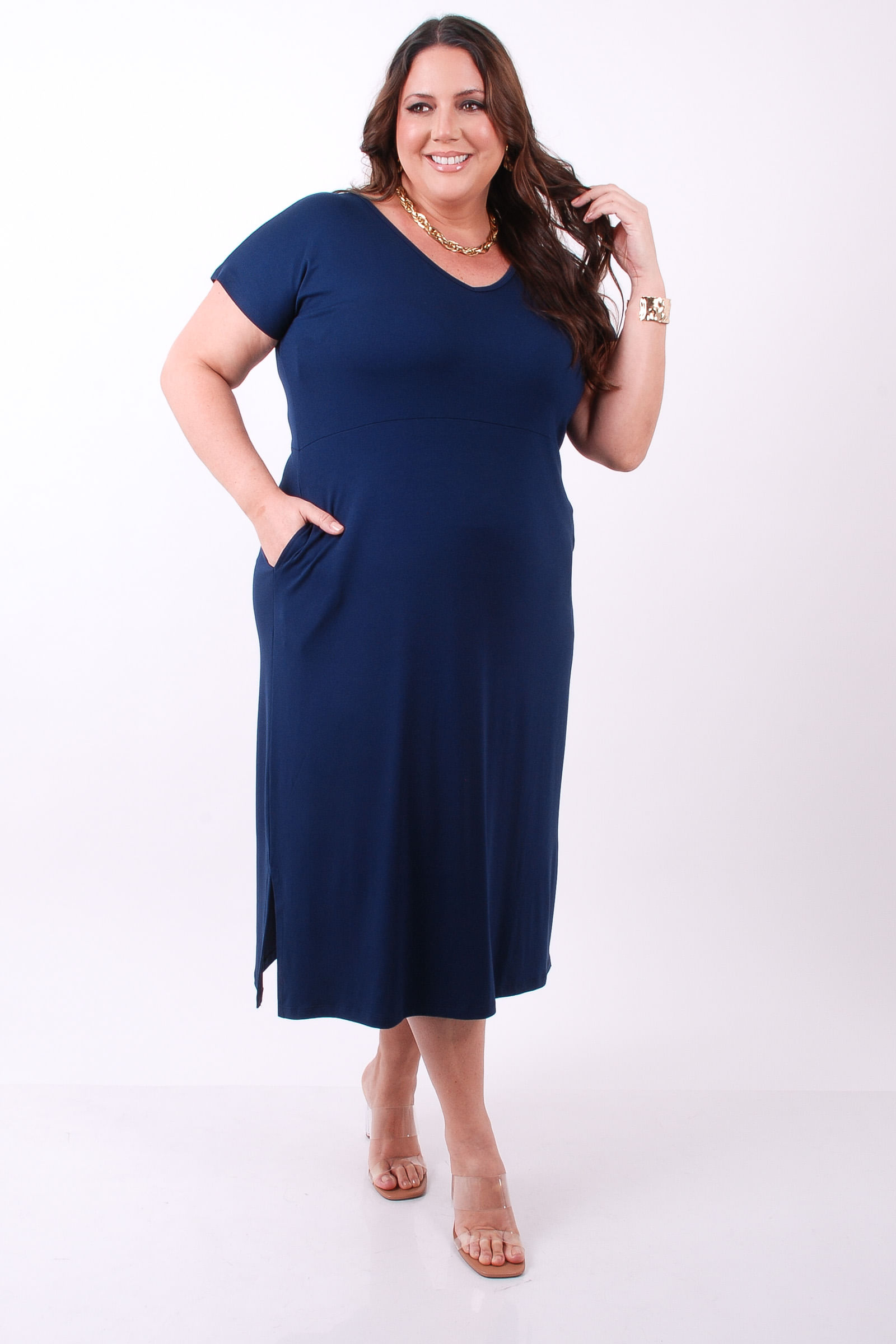 Vestido-midi-em-malha-lisa_0004_1