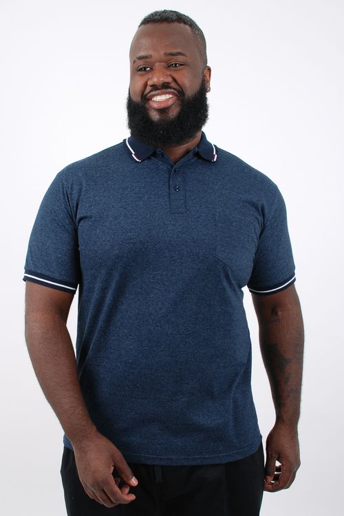 Polo masculina listras finas manga curta e bolso azul marinho