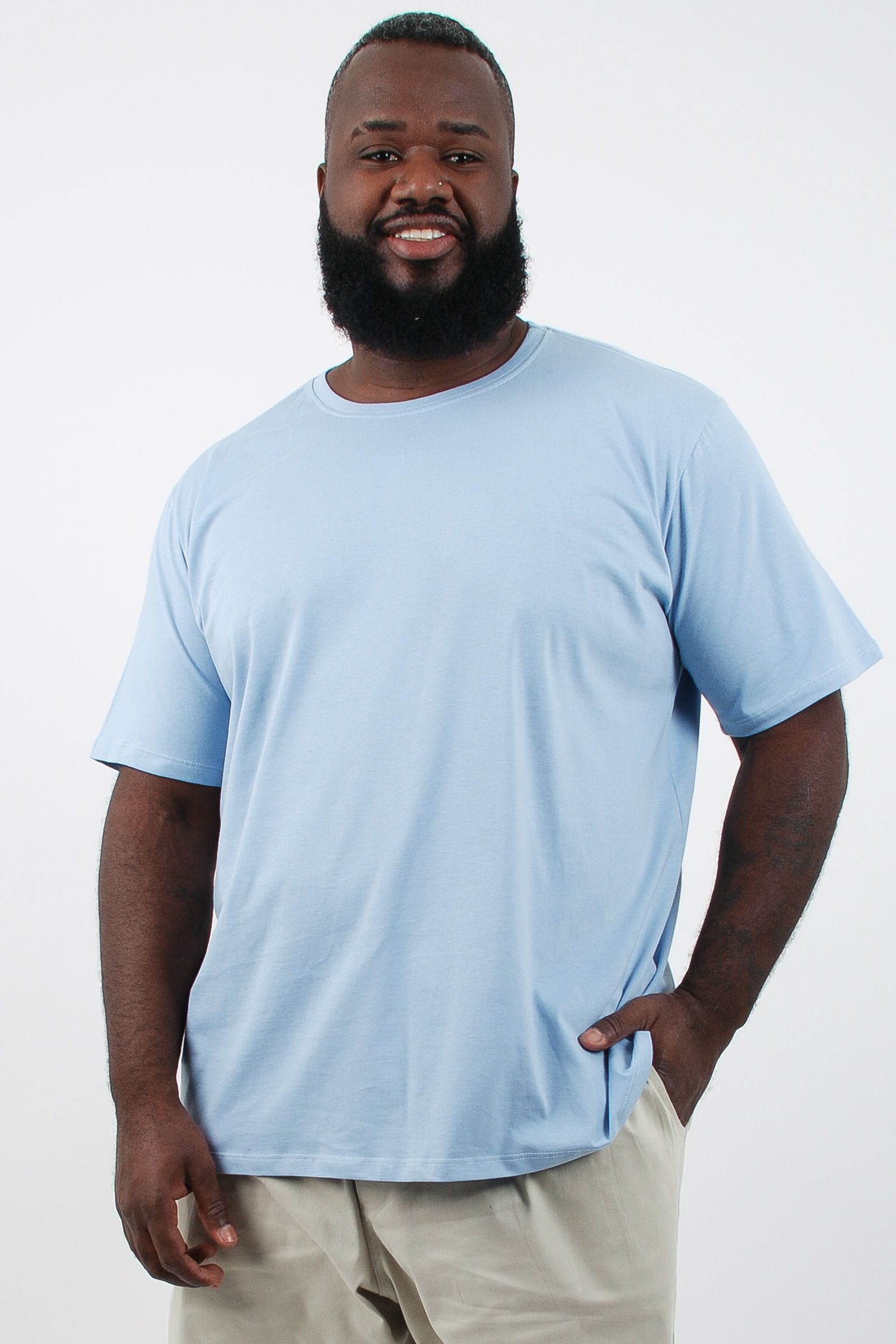 CAMISETA-BASICA-MASCULINA-PLUS-SIZE_0404_1