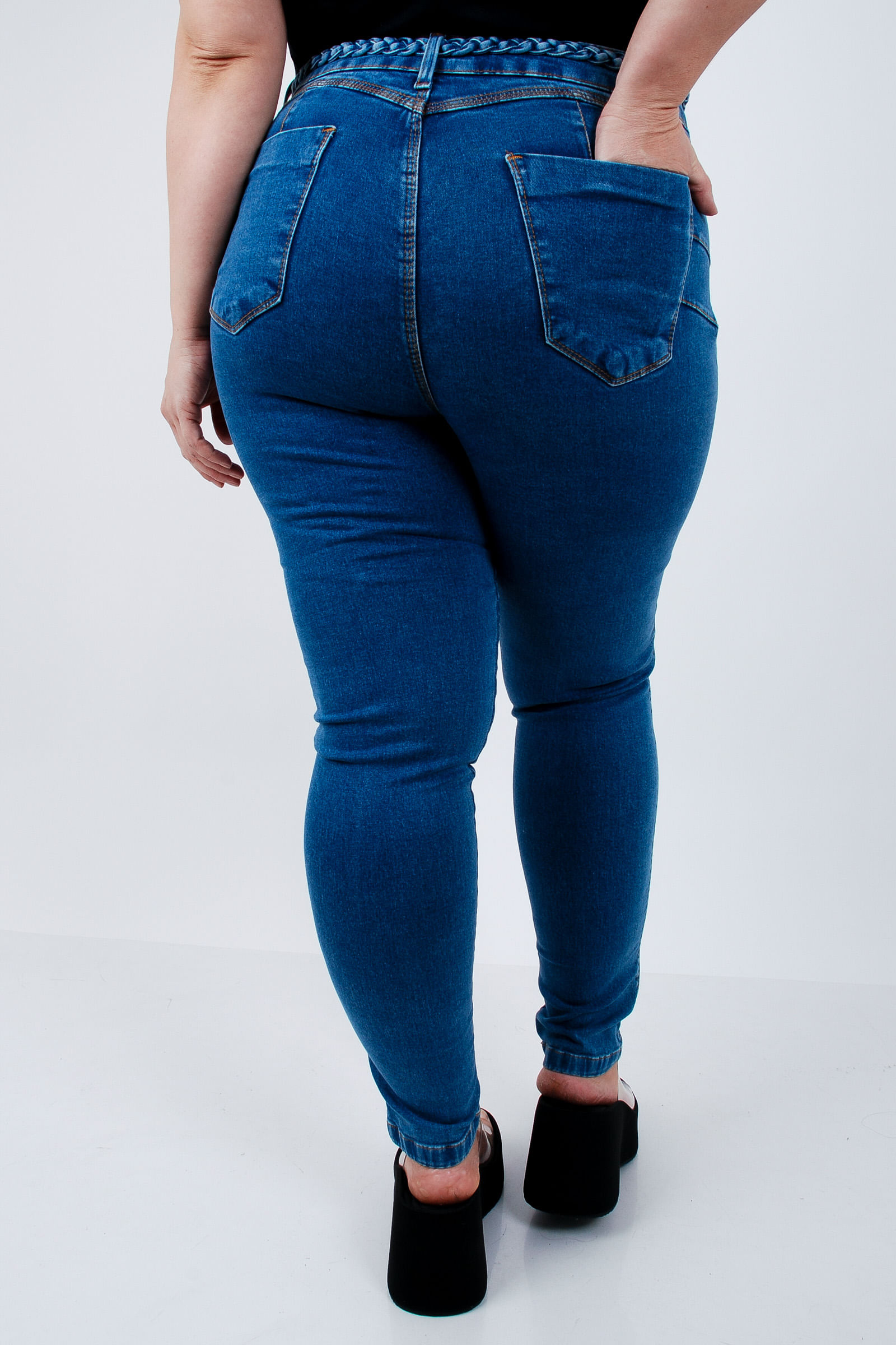 CALCA-SKINNY-JEANS-DETALHE-COS_0102_3