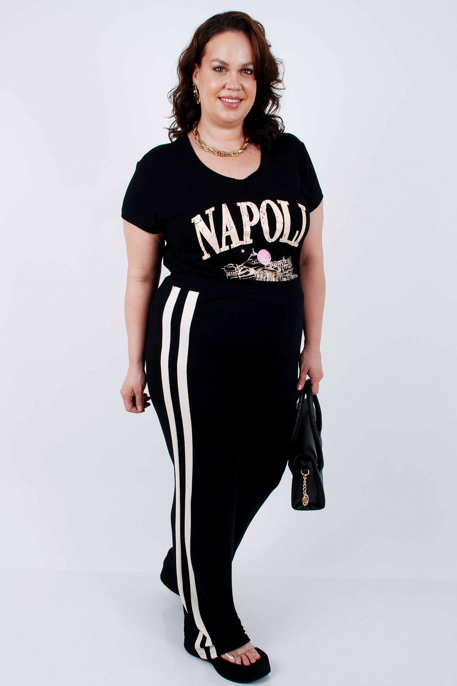 Calca-feminina-esportiva-com-faixas-na-lateral_0026_3