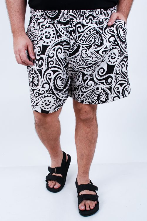 Short estampada com elastano plus size preto