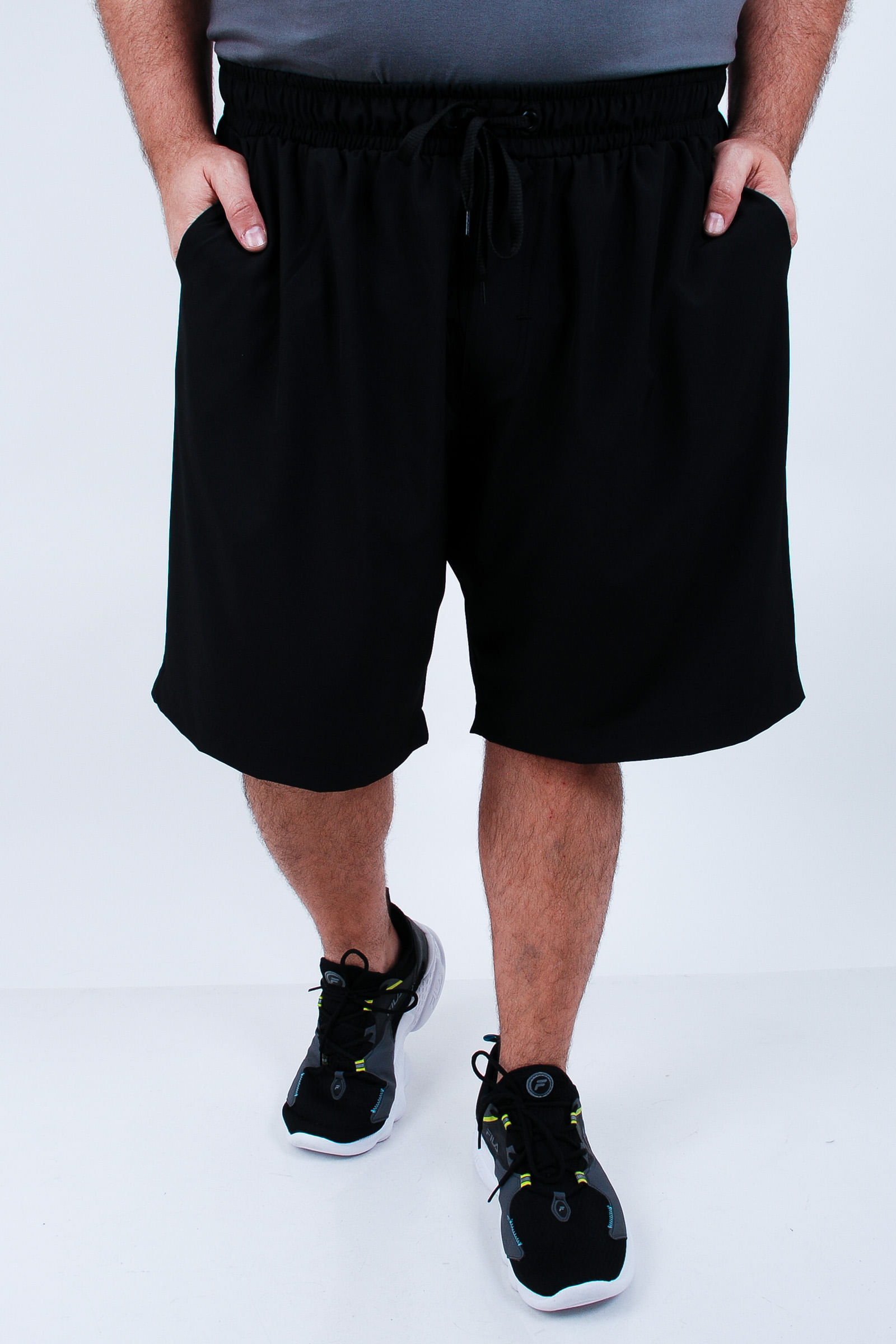Bermuda-masculina-esportiva-lisa-com-elastano_0026_3