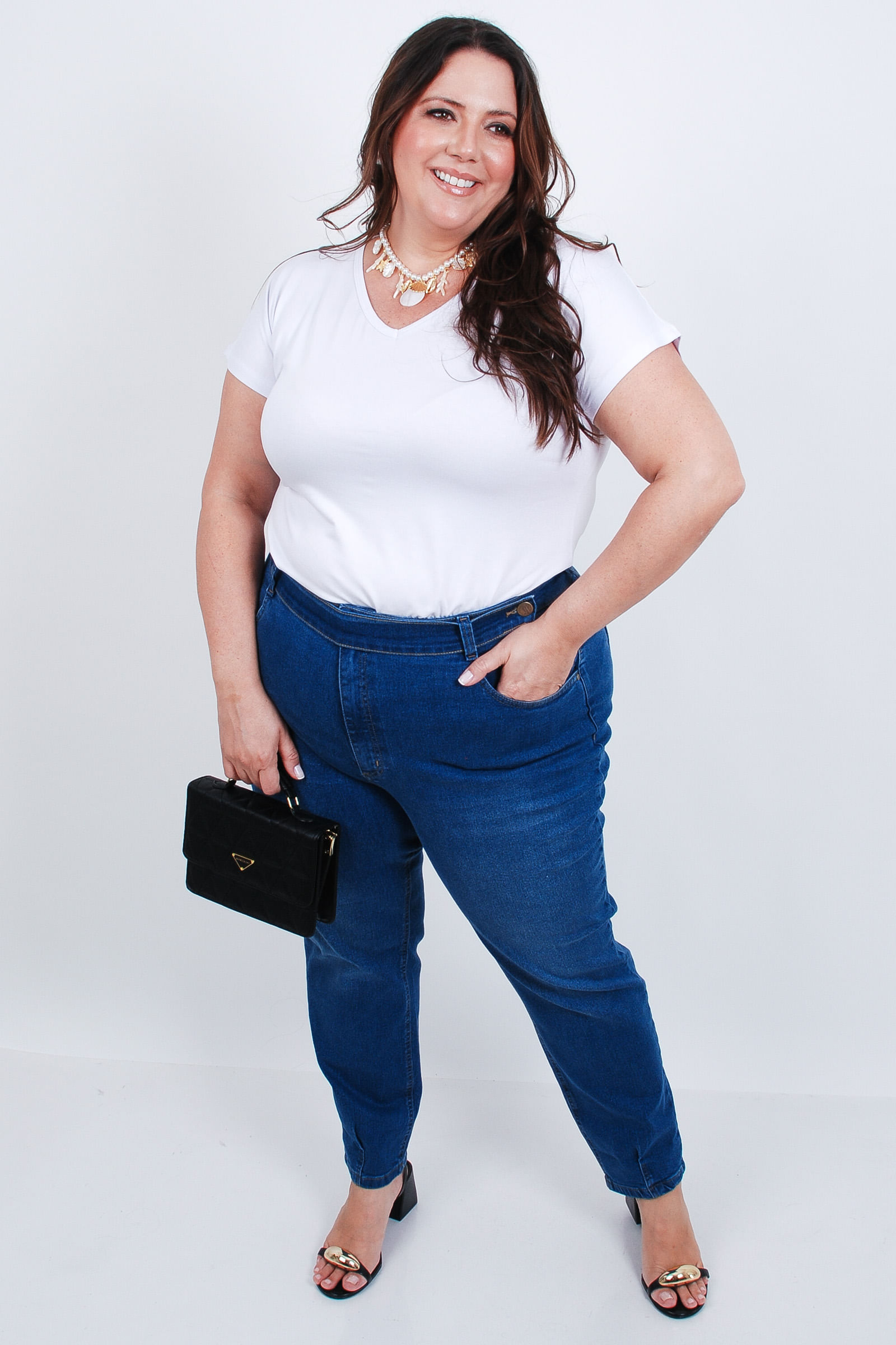 Blusa-manga-curta-em-malha-lisa_0009_2