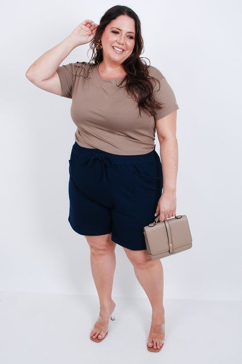 Shorts feminino em moletinho liso azul marinho