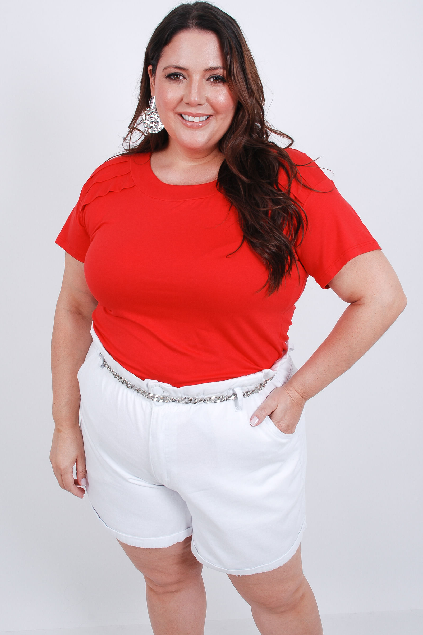 Blusa-em-malha-manga-curta-com-detalhes-no-ombro_0035_1