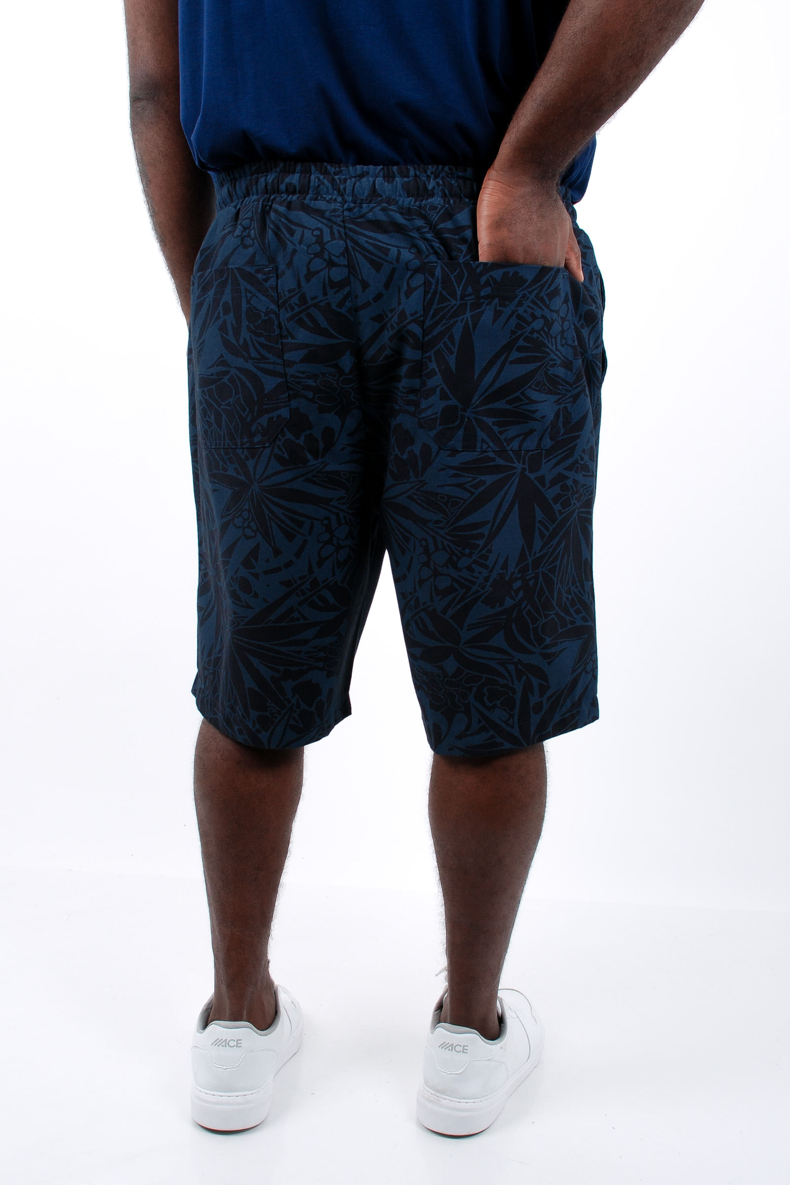 Bermuda-sarja-estampada-masculina--extra-cos-elastico_0004_4.jpg