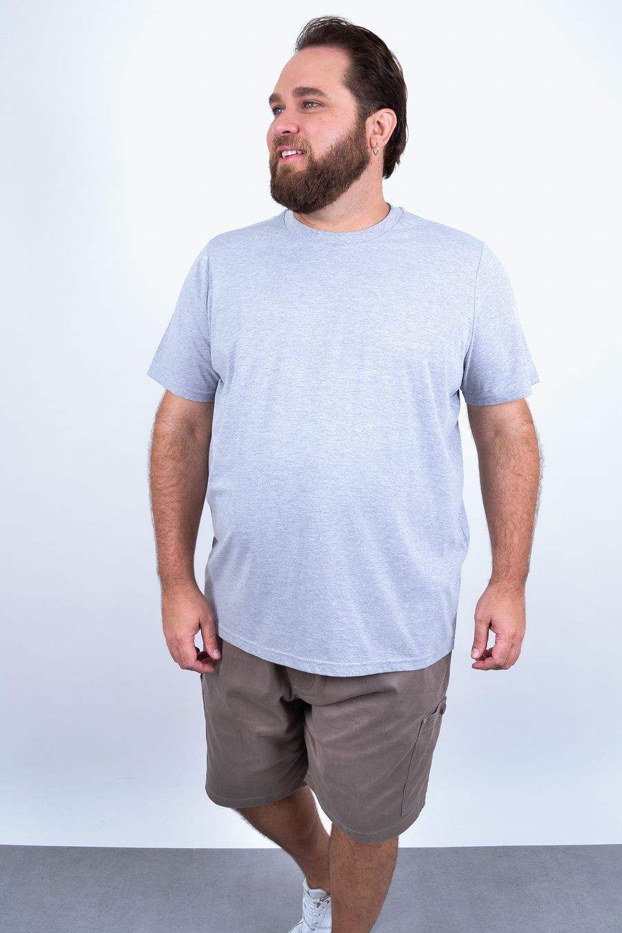 Camiseta manga curta básica meia malha lisa masculina cinza