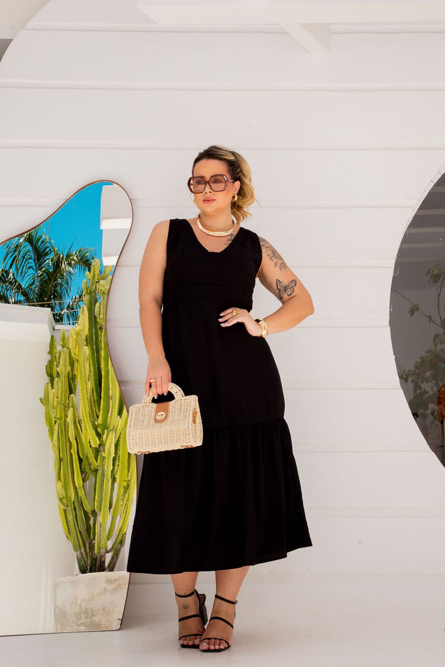 Vestido Midi Aruba Decote Quadrado Plus Size PRETO