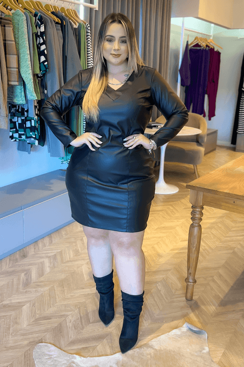 Vestido Courino Manga Longa Plus Size PRETO