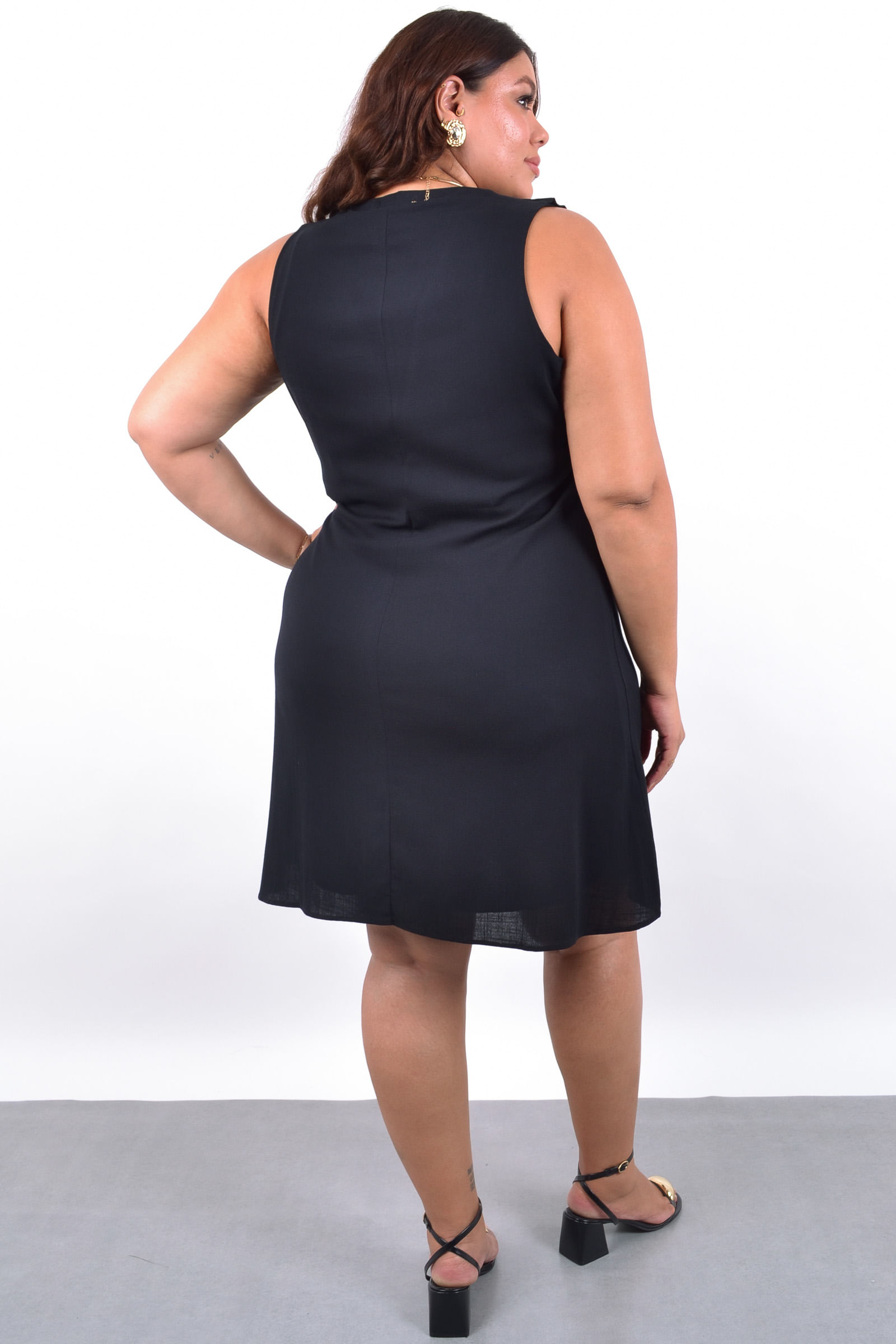 Vestido-em-viscose-com-elastano_0026_4.jpg