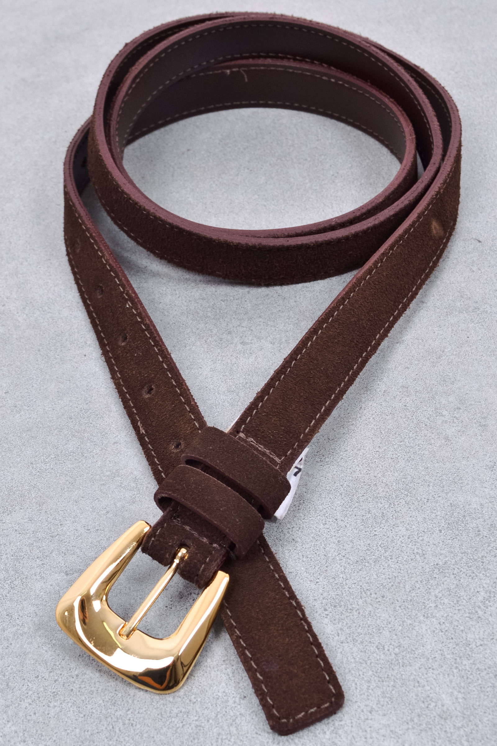 Cinto-feminino-camurca-fivela-dourada_0020_2.jpg