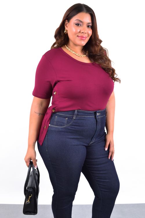 Blusa feminina botões nas laterais vinho