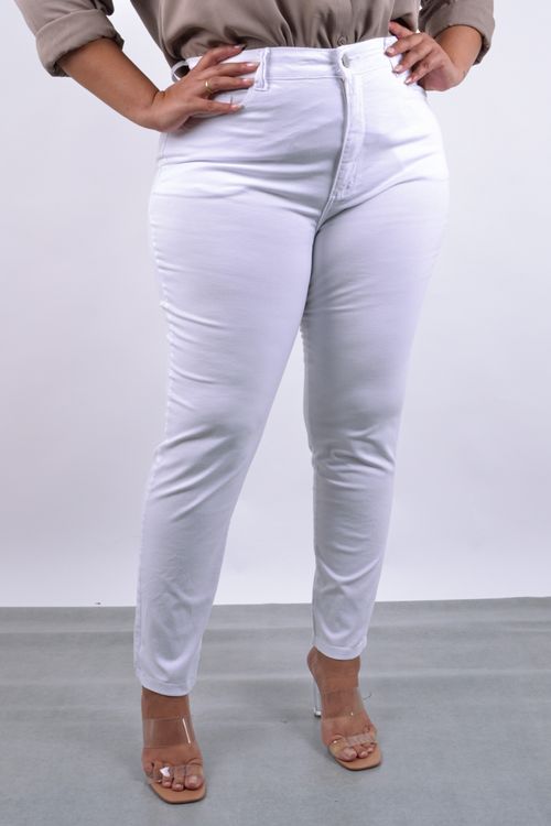 Calça skinny em sarja plus size branco
