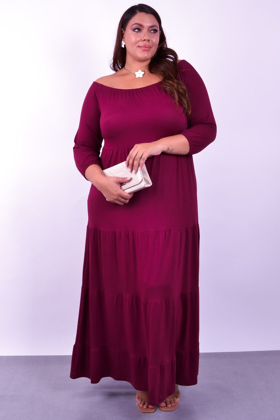 Vestido longo liso em malha  vinho