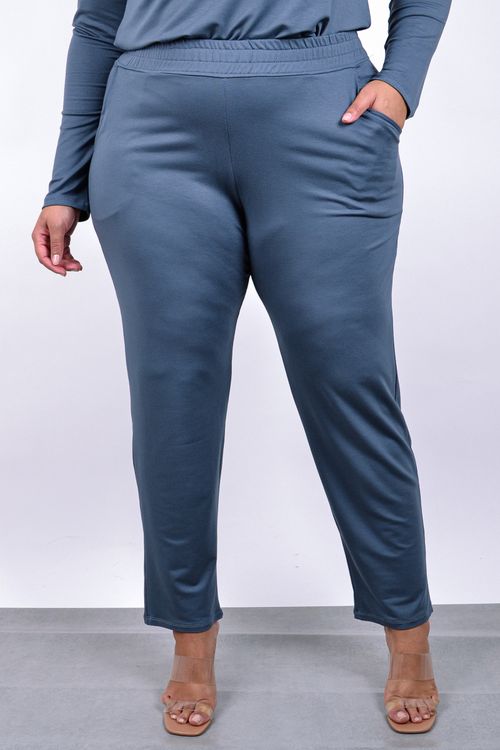 Calça de moletinho plus size cinza chumbo