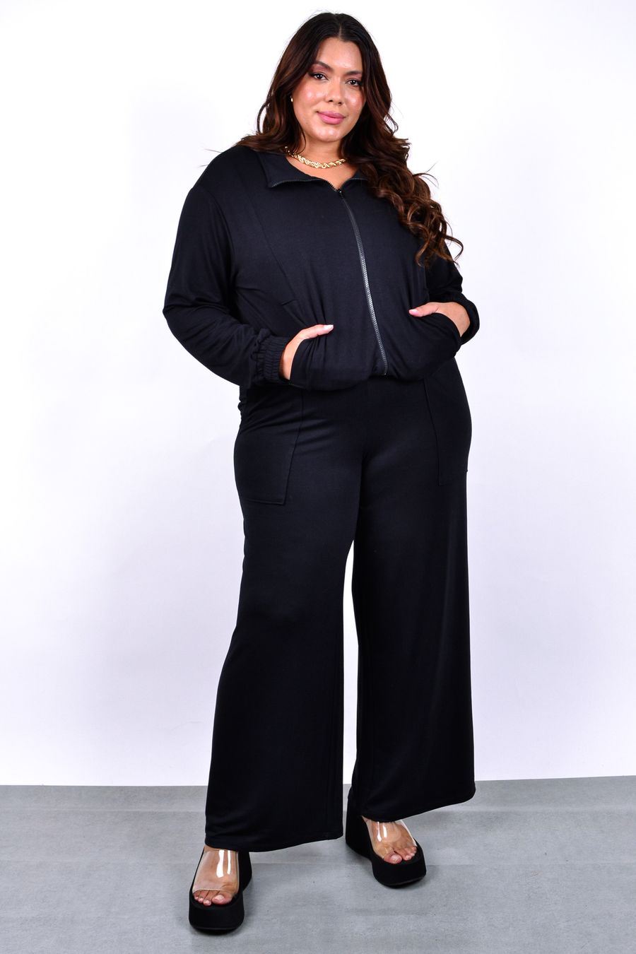 Calça wide leg moletinho feminina preto