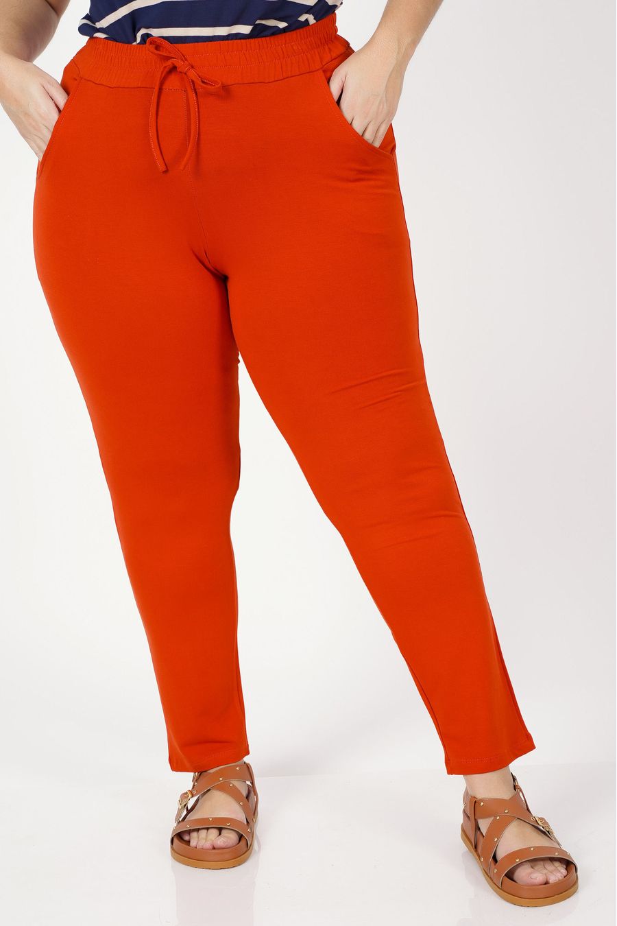 Calça de moletinho plus size caramelo