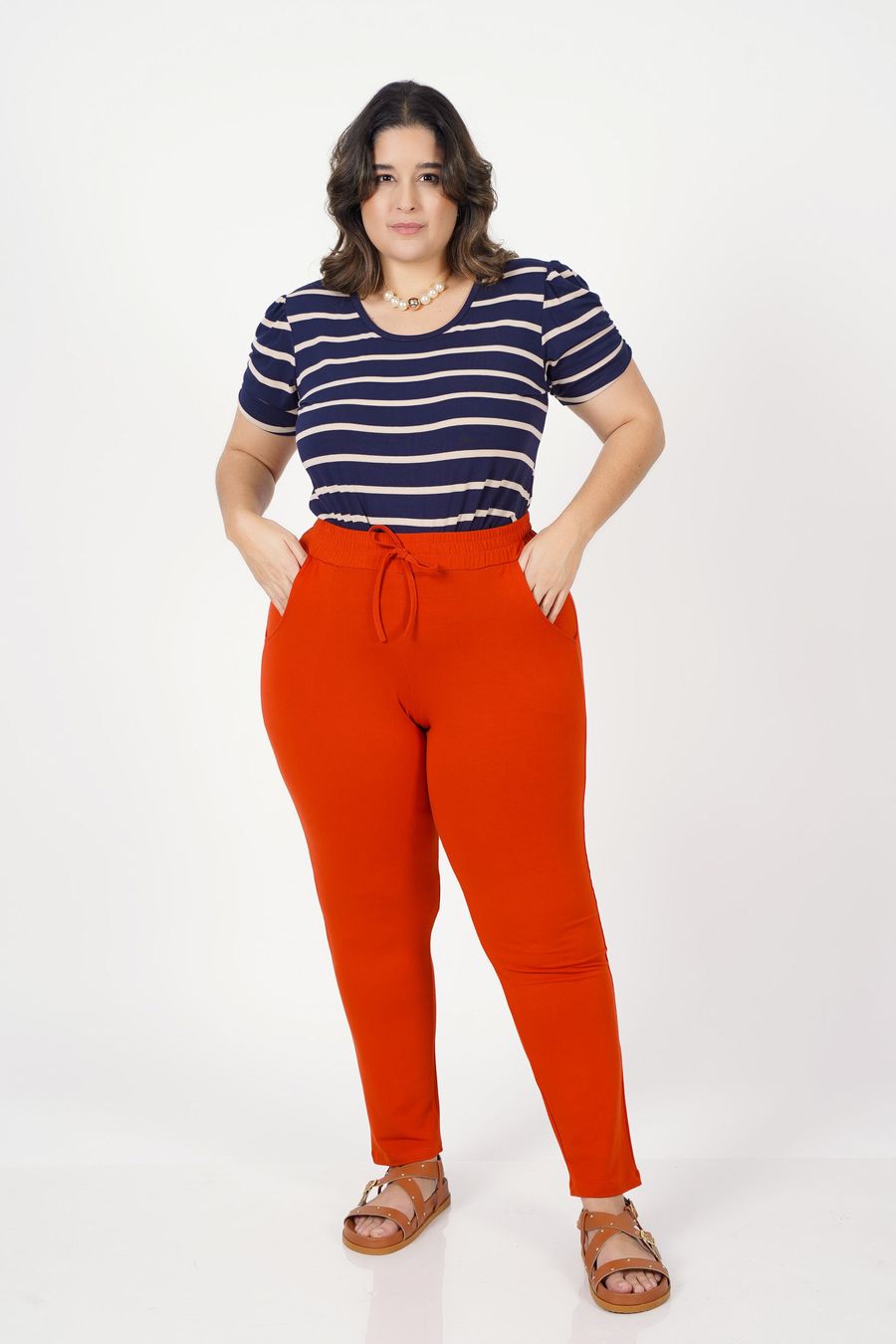 Calça de moletinho plus size caramelo