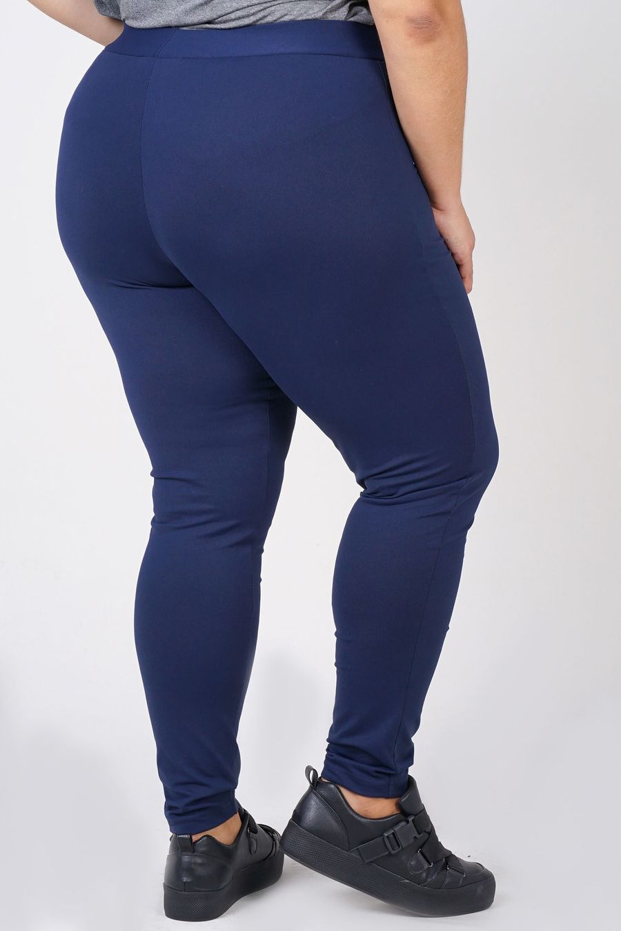 Calça legging fitness básica plus size azul marinho