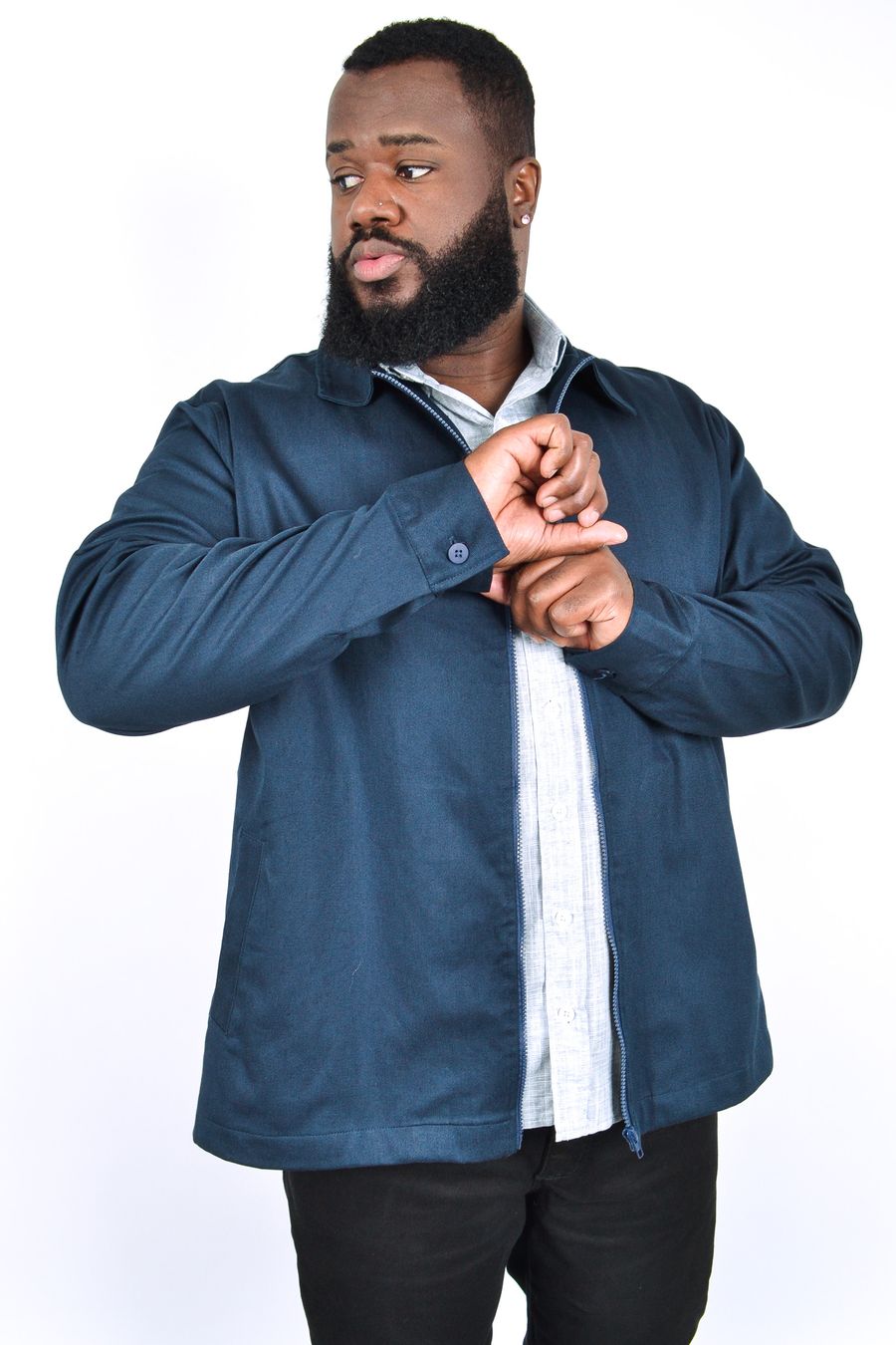 Jaqueta masculina sarja com elastano e zíper azul marinho