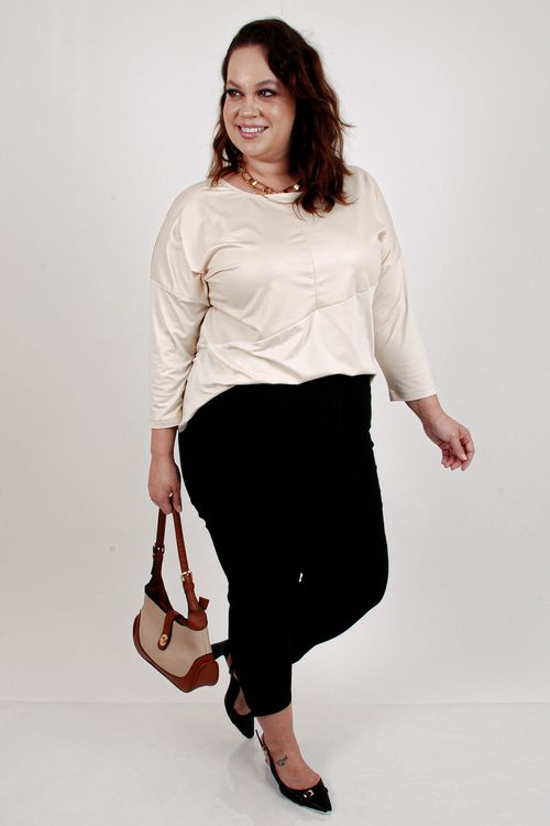 Blusa detalhe malha resinada bege