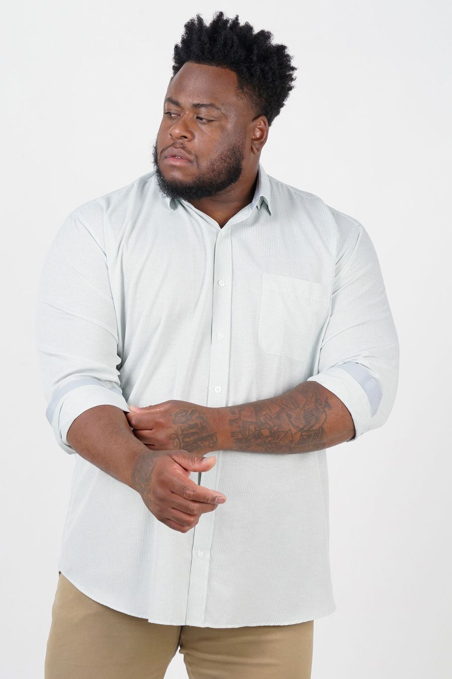 Camisa de tricoline listrada manga longa plus size verde