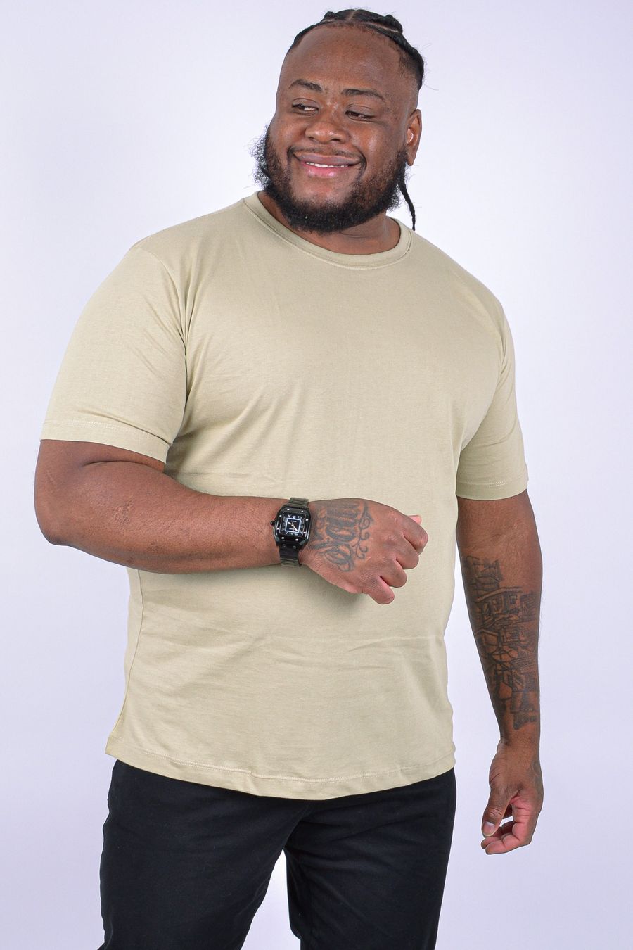 Camiseta básica masculina plus size verde oliva