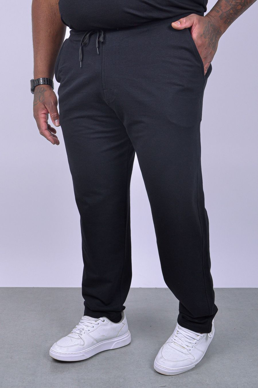 Calça reta masculina em moletom com elastano preto