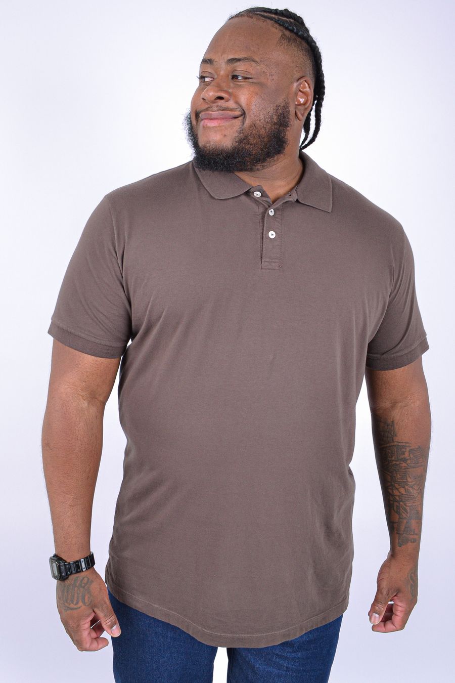 Camisa polo lisa  plus size marrom