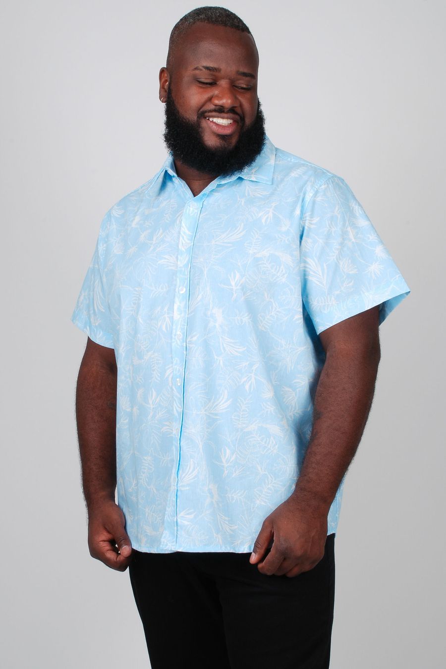 Camisa manga curta estampa floral plus size azul