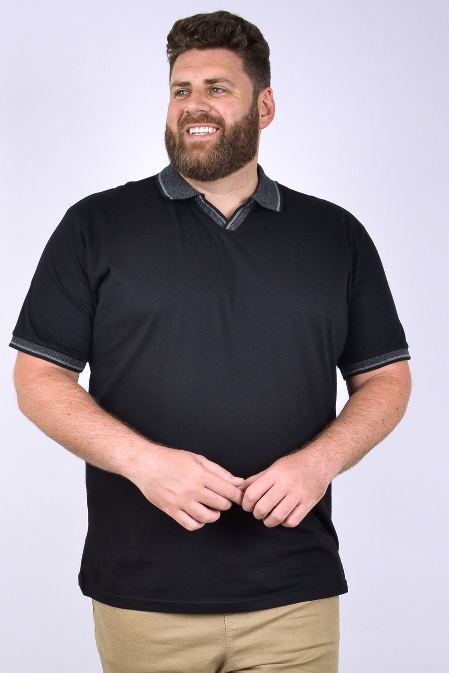 Polo masculina manga curta em meia malha preto