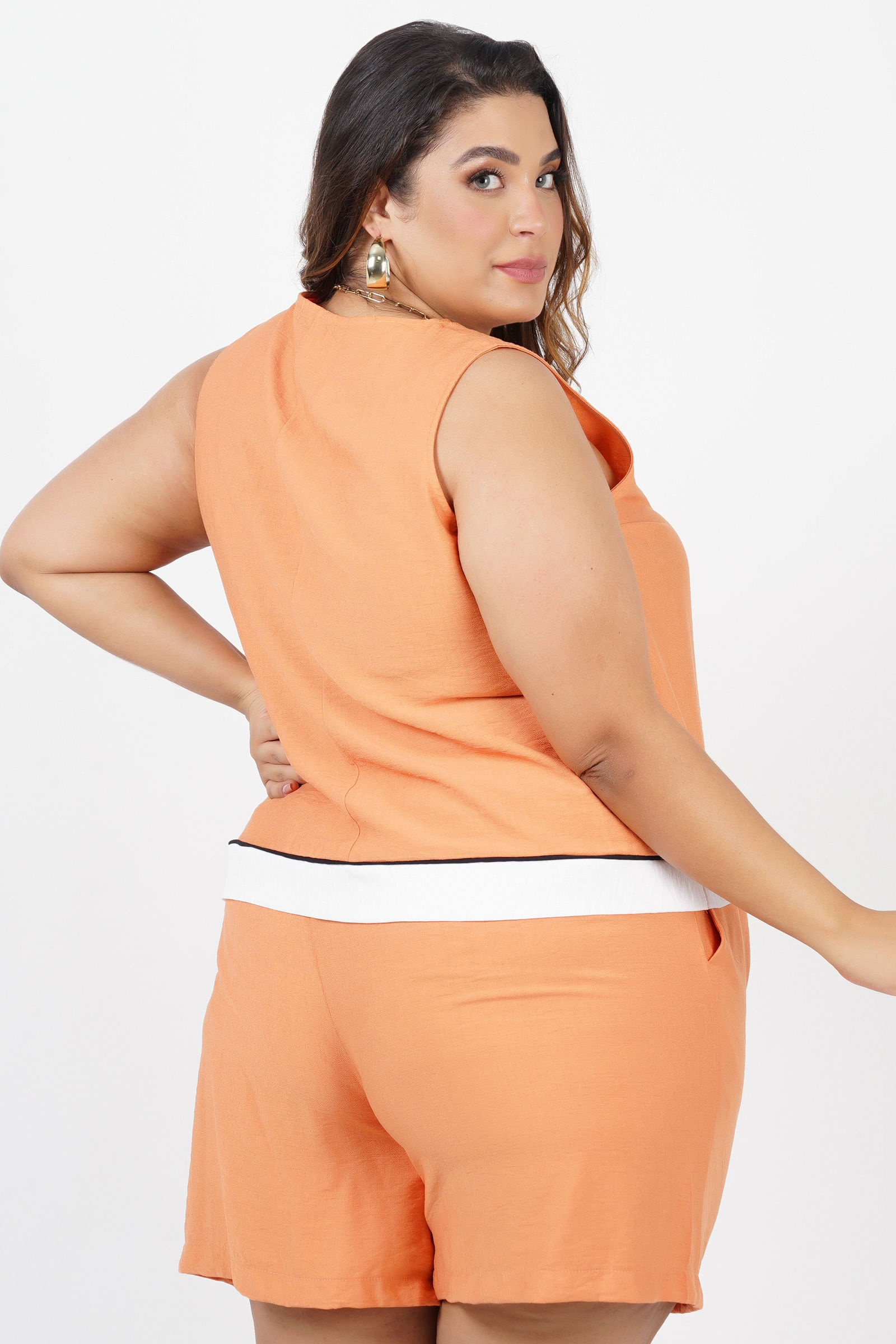 Regata-lisa-com-barrado-plus-size