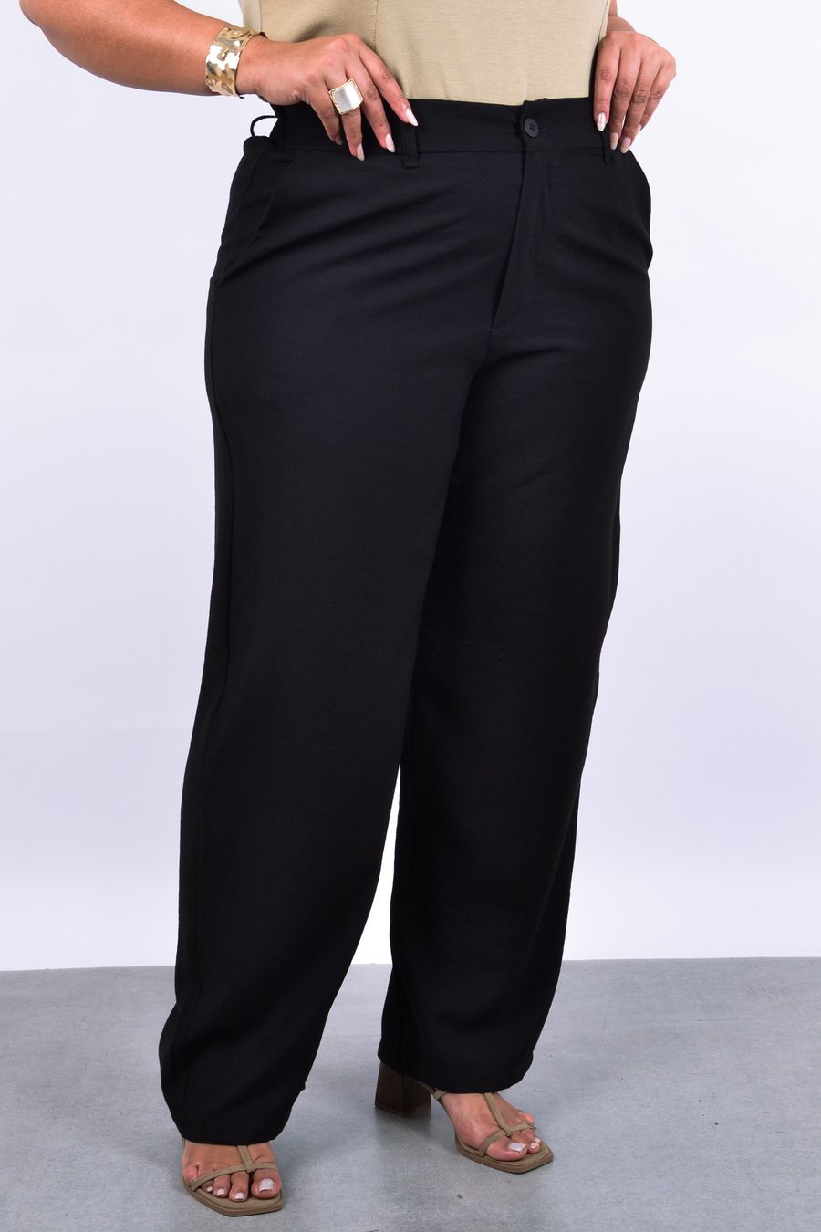 Calça reta alfaiataria feminina preto