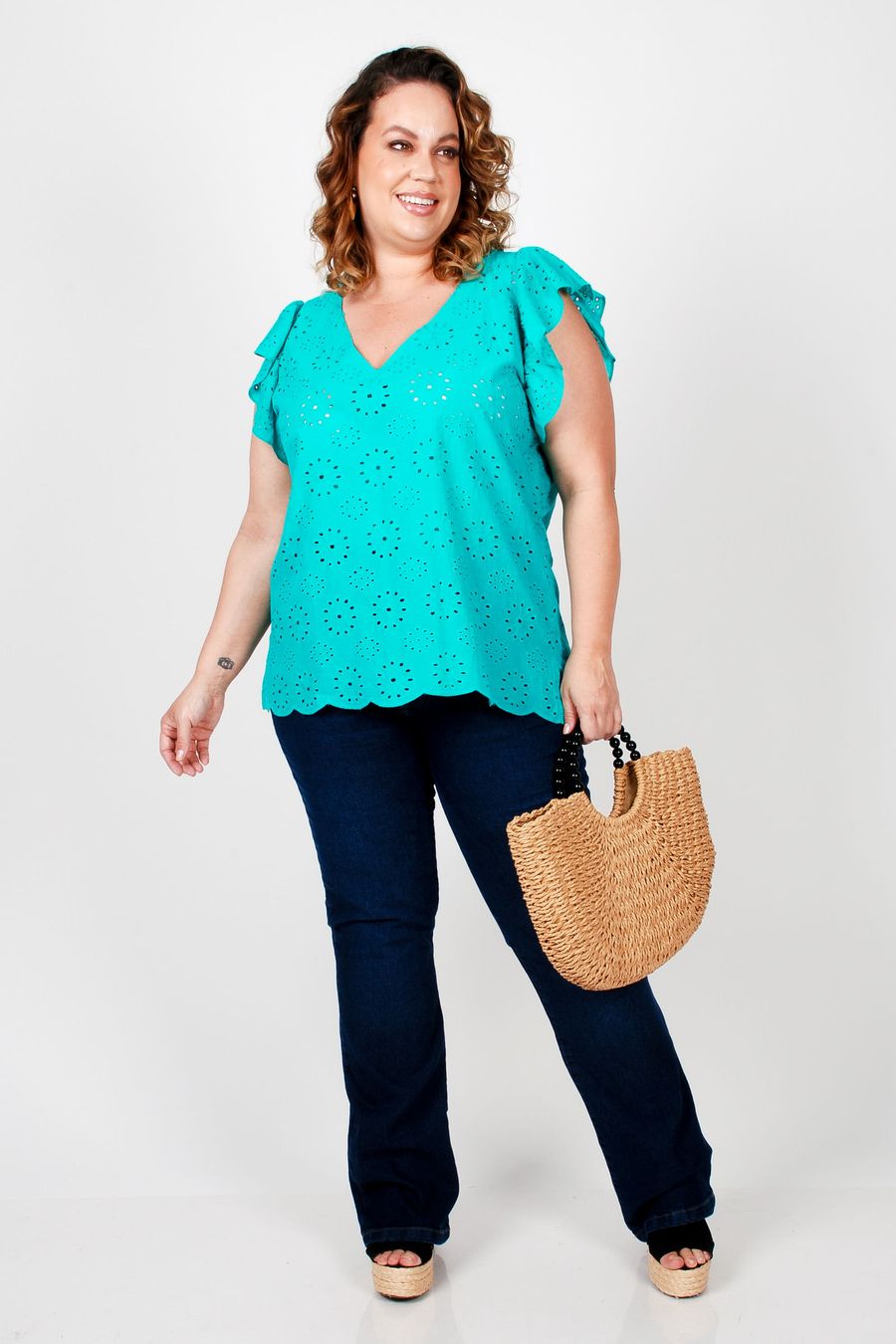 Blusa em laise plus size verde
