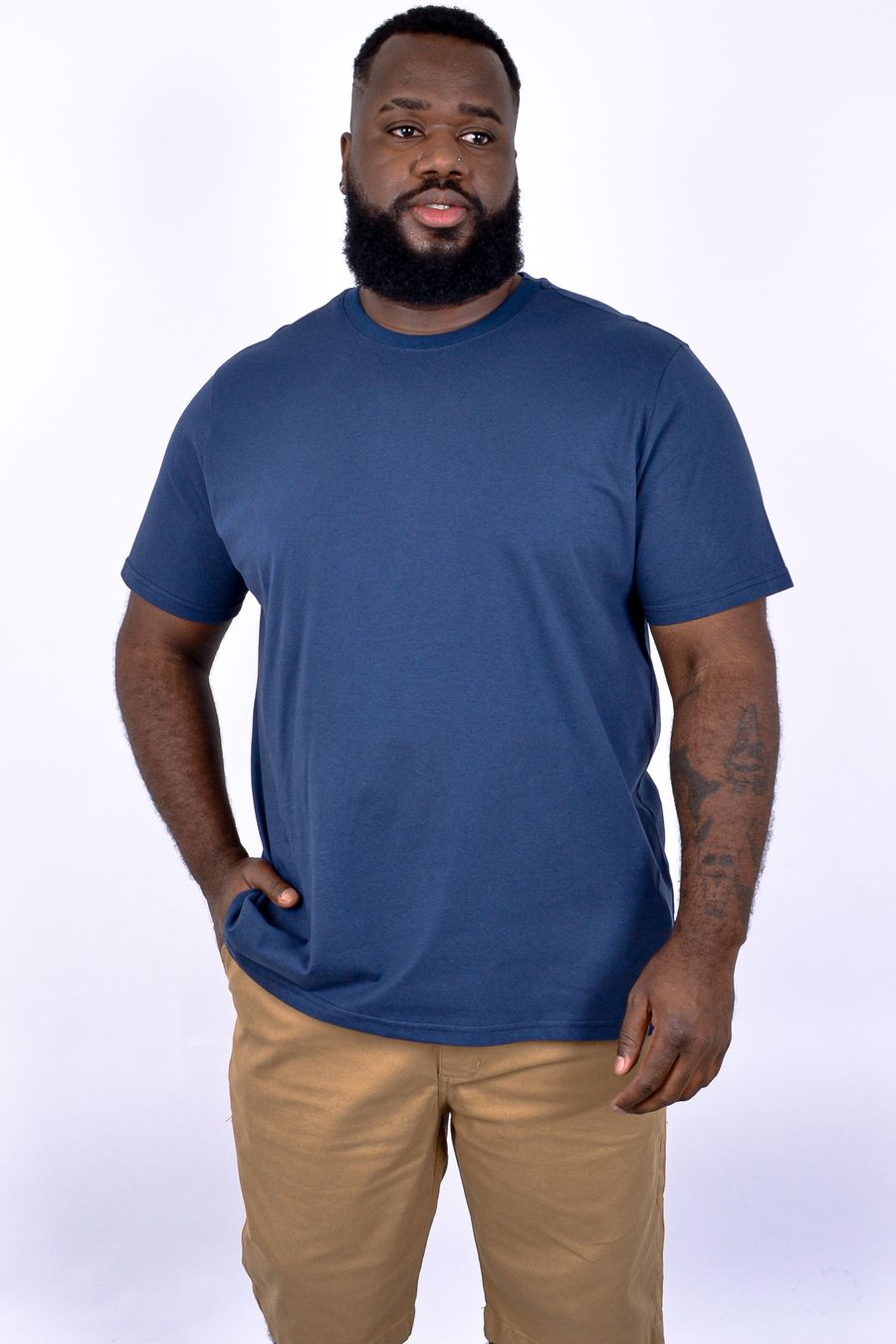 Camiseta manga curta básica meia malha lisa masculina azul marinho