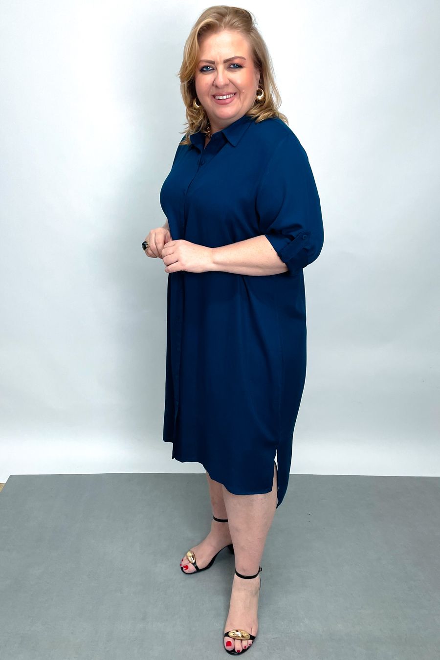 Vestido camisa feminino em viscose  azul marinho