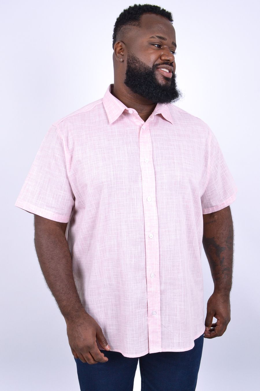 Camisa chambray fio tinto manga curta plus size rosa