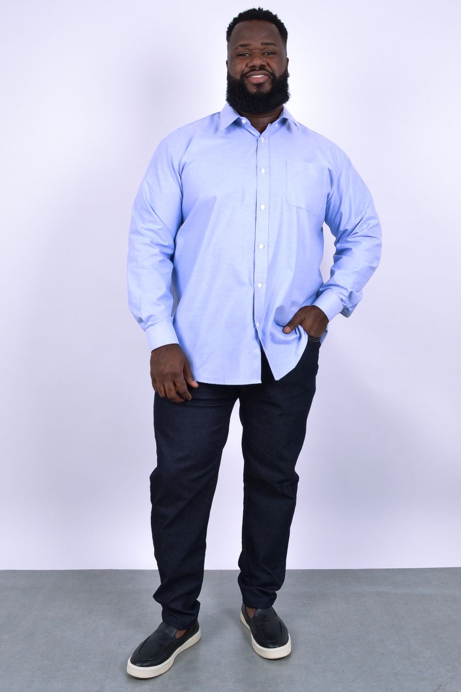 Camisa masculina manga longa em oxfordine fio tinto  azul