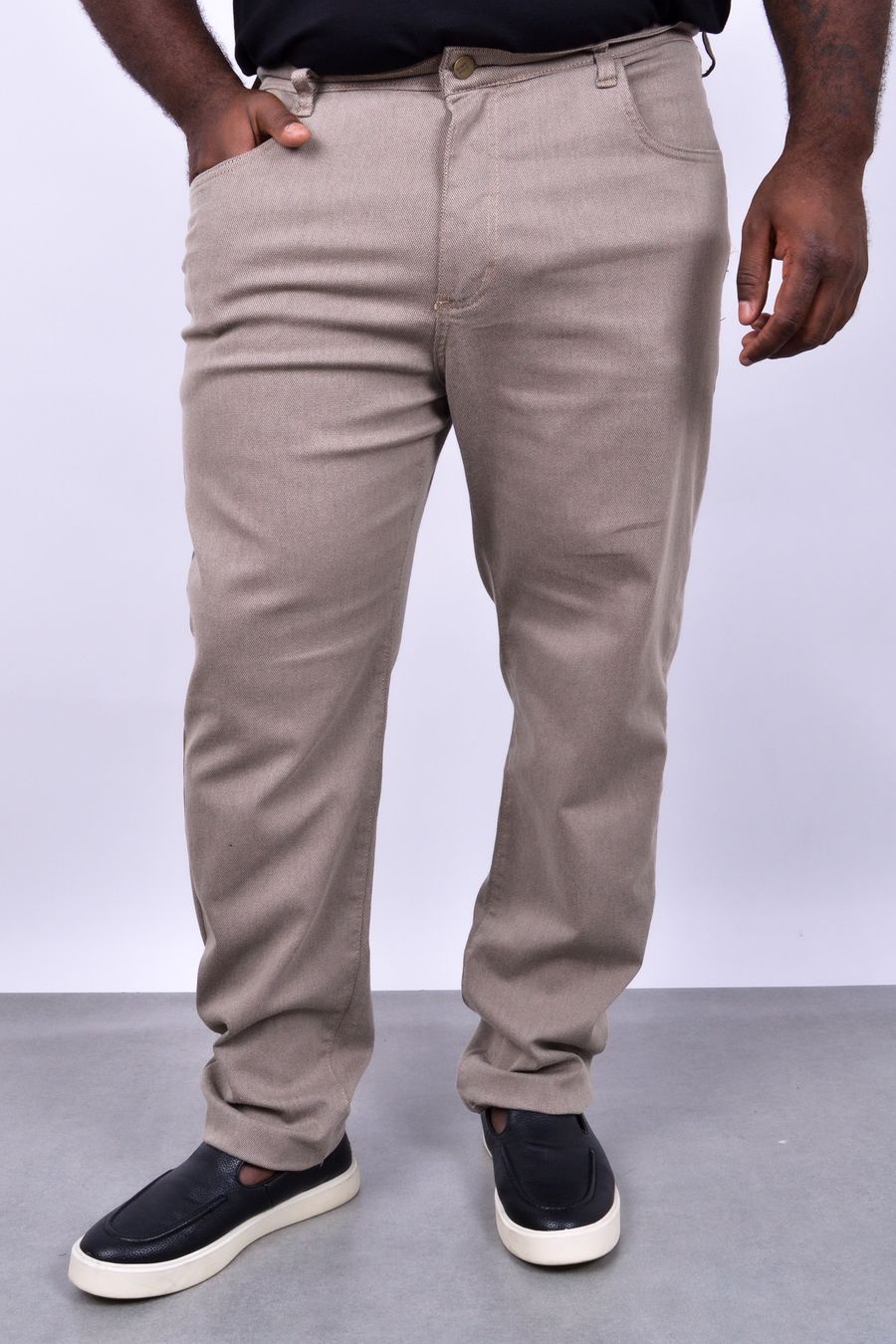 Calça de sarja masculina em coimbra bege