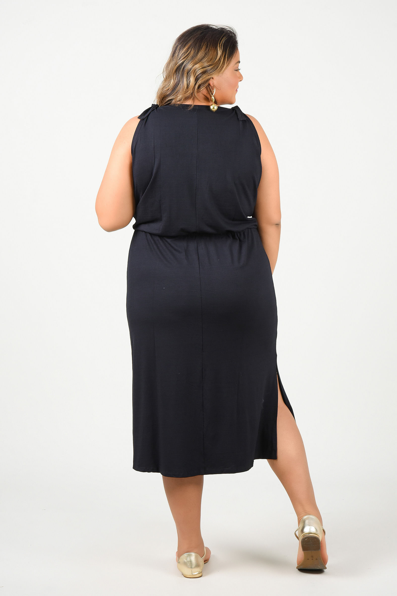 Vestido Decote V Transpassado Plus Size Preto Kauê Plus Size