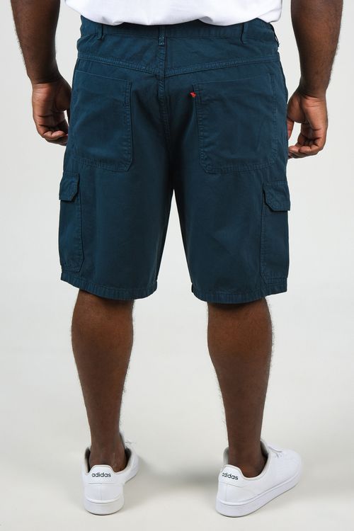Bermuda sarja básica plus size  azul marinho